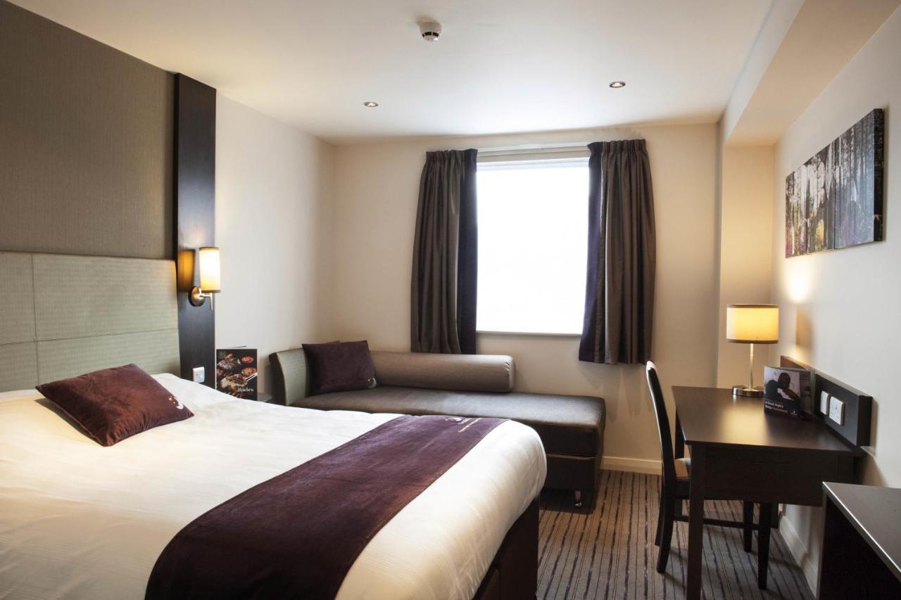 Premier Inn London Greenford Eksteriør billede